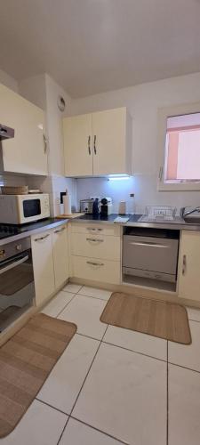 Appartement spacieux climatisé piscines