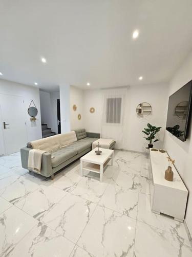 Villa 4 pièces avec petite Piscine