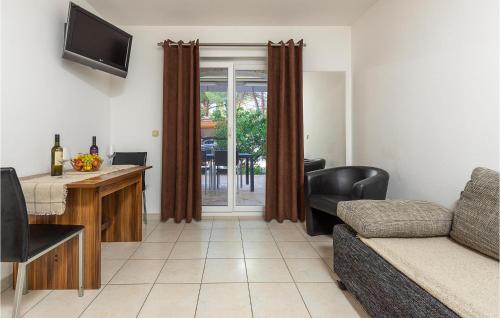 Stunning Apartment In Medulin With Wifi