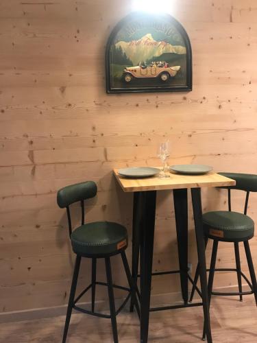 Afbeelding uit fotogalerij van STUDIO DENT DU CROCODILE, AIGUILLE du MIDI, BALCON, PARKING in Chamonix-Mont-Blanc