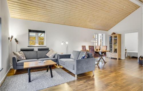 Fotografie z fotogalerie ubytování Cozy Home In Ballerup With Kitchen v destinaci Ballerup