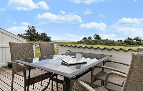Μπαλκόνι ή βεράντα στο Stunning Home In Vestervig With Kitchen