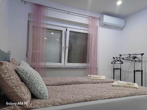 Apartman Edwin Jajceにあるベッド