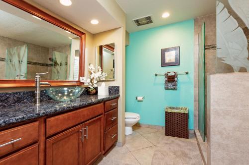 Ένα μπάνιο στο Cool & Quiet Wailea Oasis, Big Lanai + Two Pools
