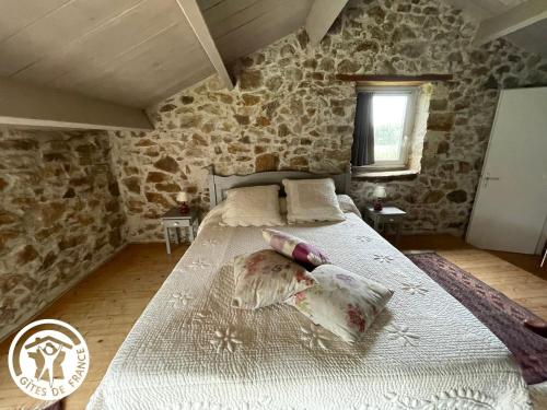 Gallery image of Gîte charmant avec jardin clos, proche attractions, 2 chambres, Wifi, parking, calme assuré - FR-1-426-138 in Le Tablier