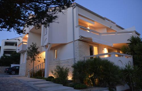Suites Villa Ropuš