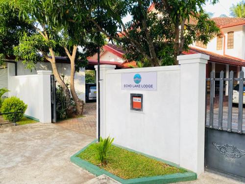 Gallery image of Echo Lake in Anuradhapura