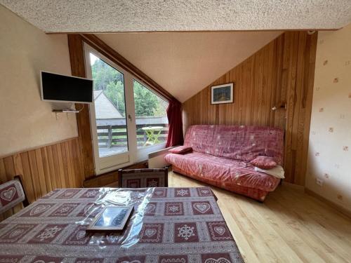 Studio 4 pers. avec balcon et casier à skis, au pied des pistes - FR-1-787-45