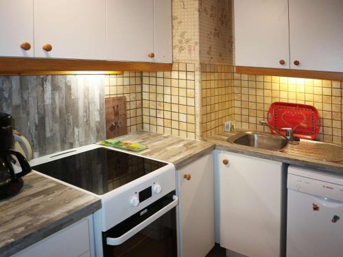 Photo de la galerie de l'établissement Appartement au calme avec balcon Sud, 6 pers, proche commerces, station Les Orres - FR-1-322-631, aux Orres