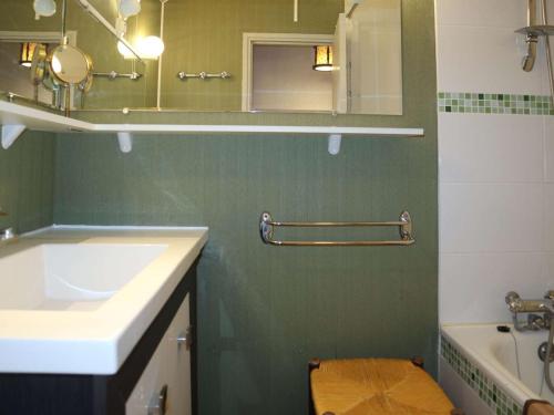 Appartement au calme avec balcon Sud, 6 pers, proche commerces, station Les Orres - FR-1-322-631