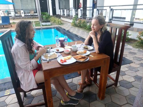 Jídlo v hotelu nebo okolí