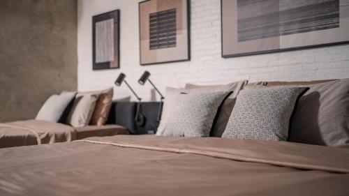 The Hotel Journal Chiangmaiにあるベッド