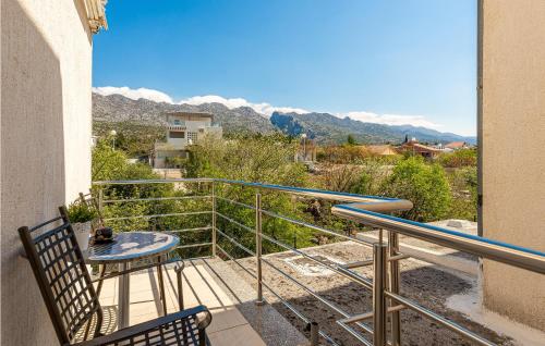 Awesome Apartment In Seline With Wifi