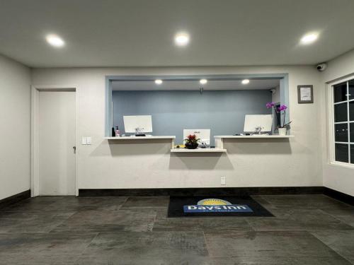 Φωτογραφία από το άλμπουμ του Days-Inn by Wyndham Bakersfield στο Μπέικερσφιλντ