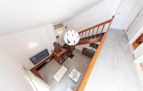 Beach Front Home In Okrug Gornji