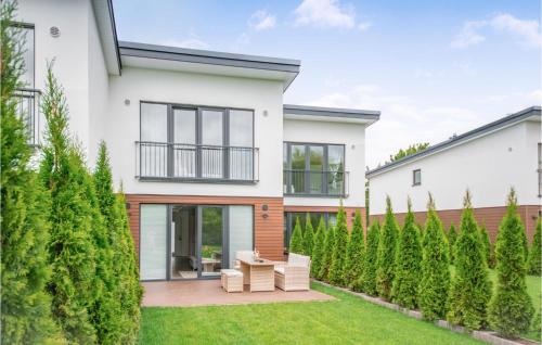 O grădină în afara Baltic Village