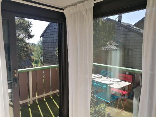 Balkón nebo terasa v ubytování Duplex au coeur des Pyrénées