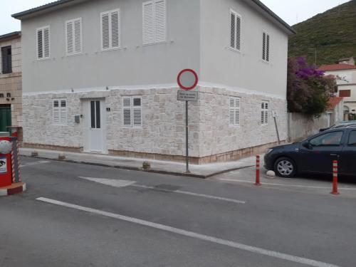 Studio apartments Ana & Mia