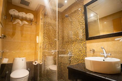 فندق إعمار جراند