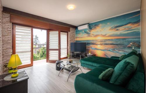 2 Bedroom Amazing Apartment In Lovran