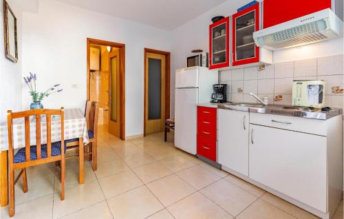 1 Bedroom Beach Front Apartment In Medulin