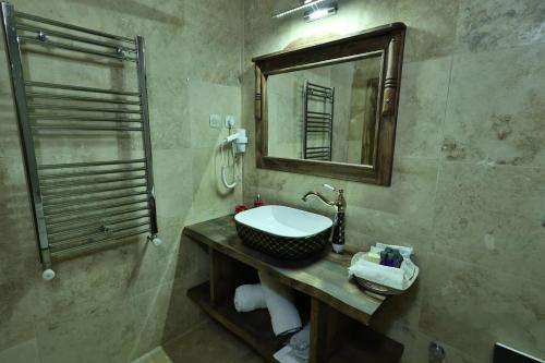 Demisos Caves Hotelにあるバスルーム
