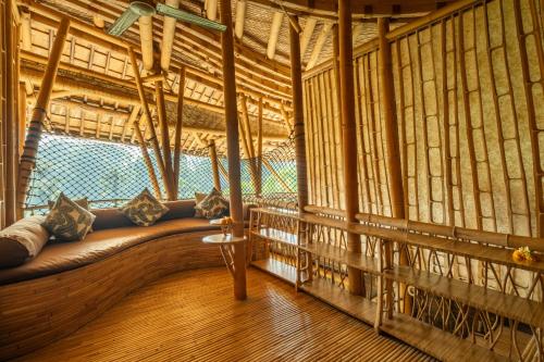 Gambar di galeri bagi Sunrise House 3bd Bamboo Villa Pool di Bringkit
