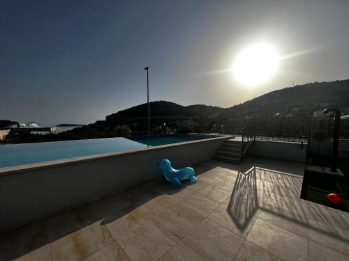 Gallery image of Luxury Blue Villas Vis in Vis