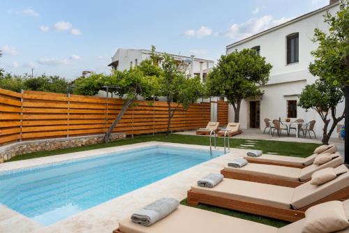 The Olive Mill House - Luxe Villa, Classic Charm