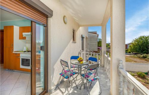 1 Bedroom Gorgeous Apartment In Pula