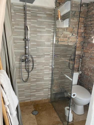 Studio Cosy climatisé 50 mètres de la gare 5 mn du centre 10 mn des plages
