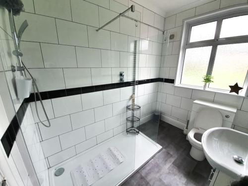 Afbeelding uit fotogalerij van Hillcrest Coastal Retreat close to Sandy Cove in Ilfracombe