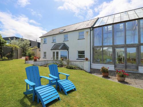 Taman di luar Pen y Graig