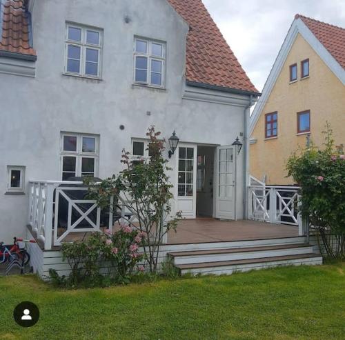 Budova, kde se vila nachází