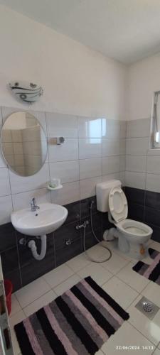 Un baño de Villa Ilijas 3 bedrooms