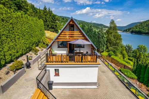 DOMKI LORD & SPA Tresna