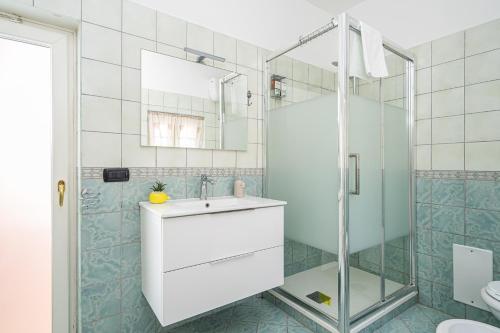 Ένα μπάνιο στο Bella Stabia Rooms