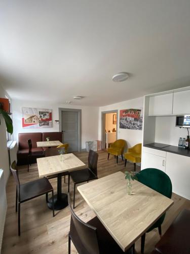 Η κουζίνα ή μικρή κουζίνα στο Hostel Balingen