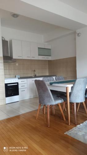 Dapur atau dapur kecil di PANIMIS Apartment