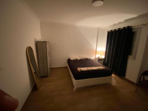 Katil atau katil-katil dalam bilik di Master Private Room in an apartment near Madinty