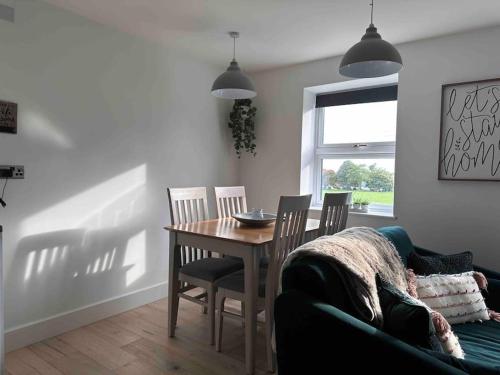 Gallery image of Comfy Modern APT - Sleeps 4 in Uppingham