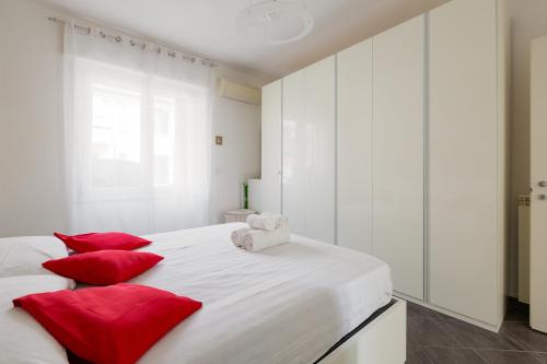 GuestHost - Milano-Nolo Balcony Apartment