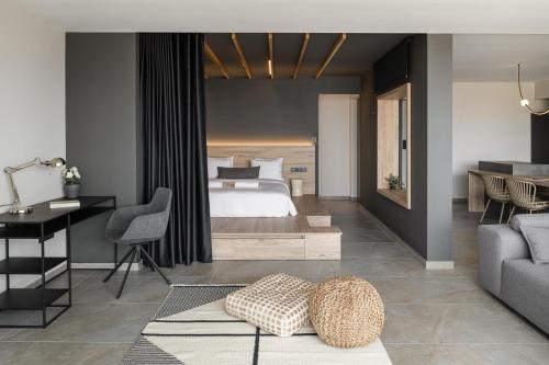 AZ premium suite- 106