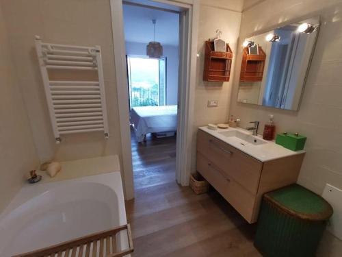 Ένα μπάνιο στο Casa Lavinia