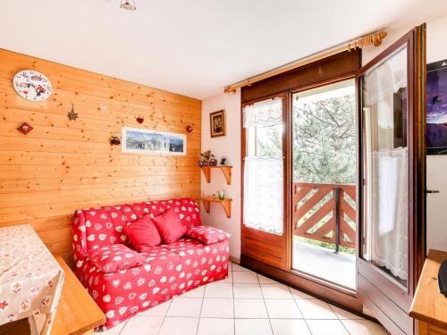 Zdjęcie z galerii obiektu Résidence Glieres - Appartement 2 pièces confortable pour 4 personnes à Bourg Saint Maurice dans une résidence avec piscine et proche du funiculaire MAE-1978 w mieście Bourg-Saint-Maurice