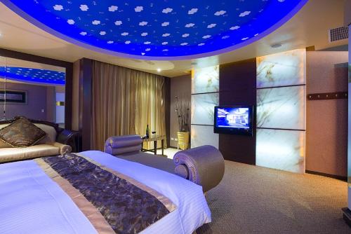 Gallery image of Crystal Business Motel in Hsinchu City