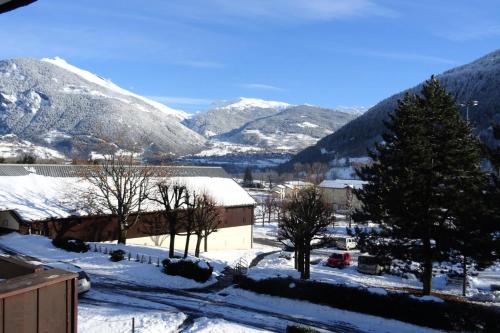 Zdjęcie z galerii obiektu Résidence Glieres - Studio 3 personnes à Bourg Saint Maurice dans une résidence avec piscine et proche du funiculaire MAE-2161 w mieście Bourg-Saint-Maurice