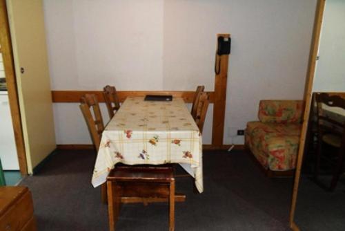 Photo de la galerie de l'établissement Residence 3000 Bail - Studio pour 4 Personnes 33, à Mâcot La Plagne