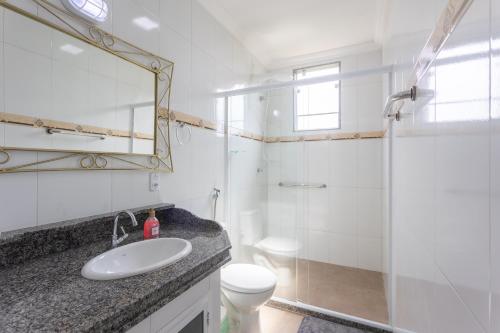 Bilik mandi di Casa Luar na Serra em Conservatória