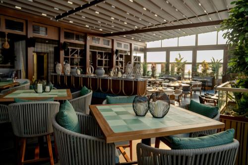 Restaurant ou autre lieu de restauration dans l'établissement Assila, a Luxury Collection Hotel, Apartment Jeddah